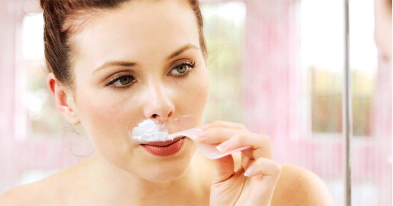 Ngoài phương pháp sử dụng sợi chỉ bạn có thể sử dụng kem tẩy lông, sáp wax,... mỗi cách đều có những ưu nhược điểm riêng biệt