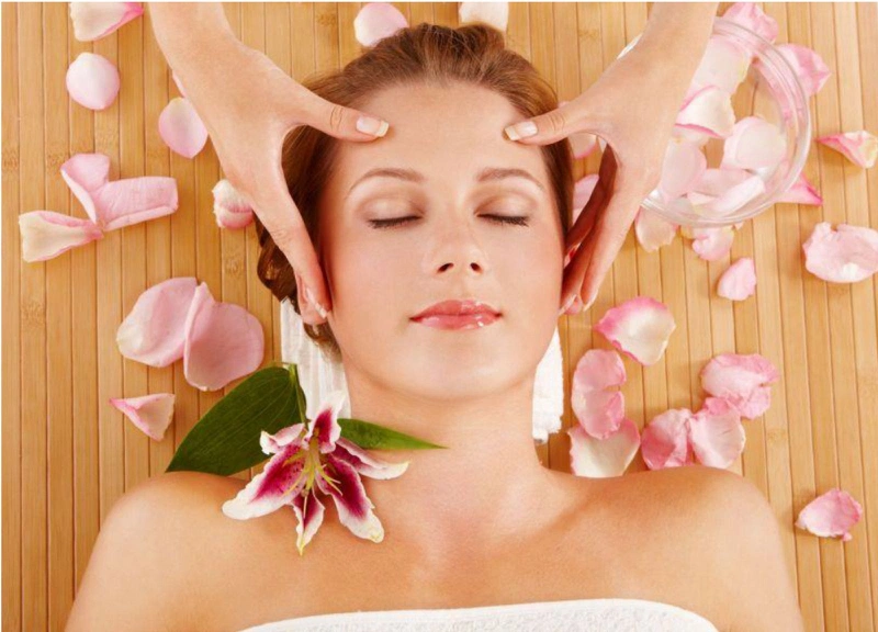 Thắc mắc không của riêng ai: Massage mặt hằng ngày có tốt không? 1