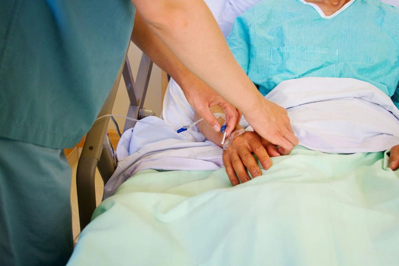 Những biến chứng và tác dụng phụ có thể xảy ra