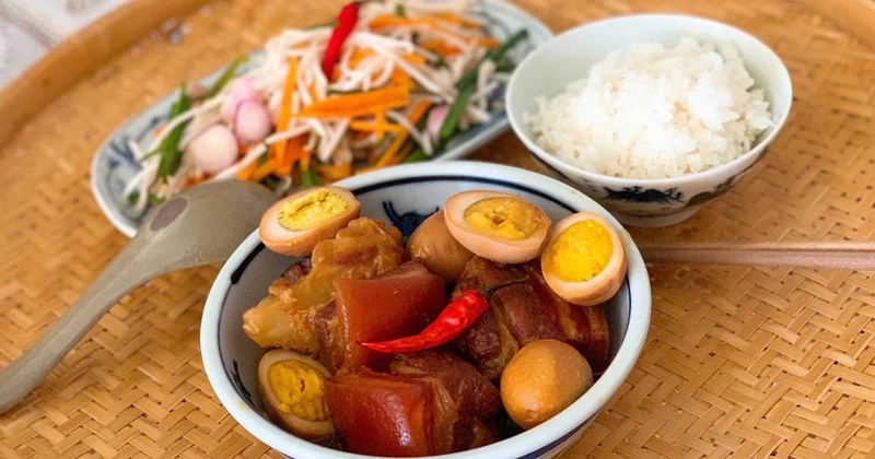 Thịt kho tàu bao nhiêu calo Thịt kho tàu có làm bạn tăng cân 2