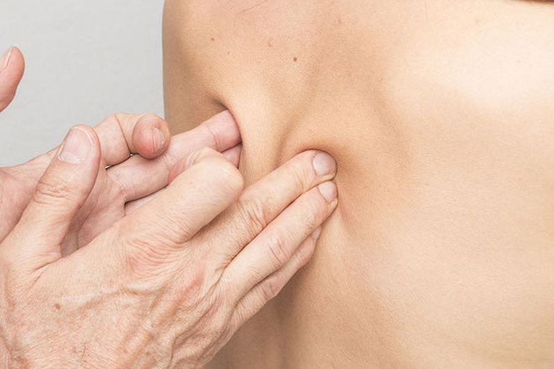 Thoái hóa cột sống bấm huyệt điều trị hiệu quả như thế nào? Các nguyên tắc cần lưu ý khi bấm huyệt 3