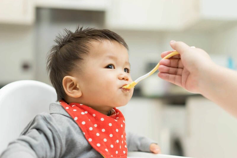 Cách nấu bột ăn dặm cho bé 7 tháng tuổi thơm ngon! 3