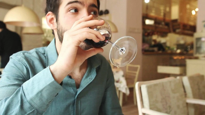 Chưa có căn cứ về việc nước súc miệng giúp giảm ung thư thực quản
