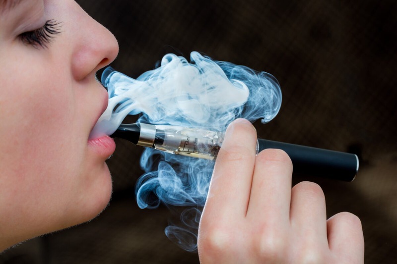 8 tác hại khôn lường của thuốc lá điện tử 4