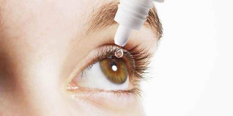 Thuốc trị đau mắt đỏ Tobrex có hiệu quả không 1