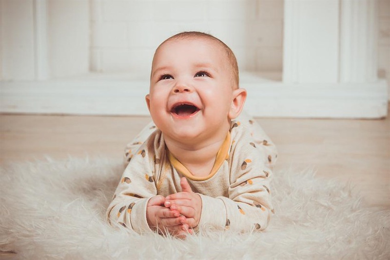 Tiếng cười có lợi cho trí óc và cơ thể bạn như thế nào? 1