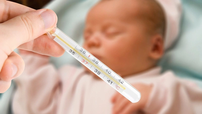 Khi nào nên dùng thuốc hạ sốt cho trẻ sơ sinh?