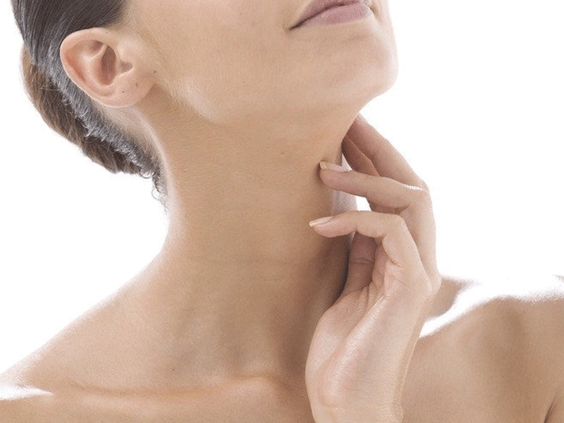 Tiêu chí nào để chọn kem dưỡng da cổ tốt, hãy nghe ý kiến từ chuyên gia 1