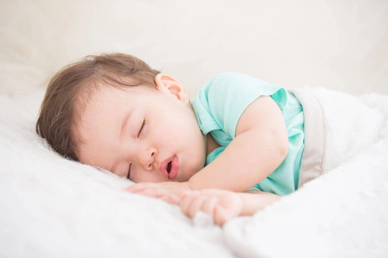 Tìm hiểu về các tư thế ngủ cho trẻ sơ sinh