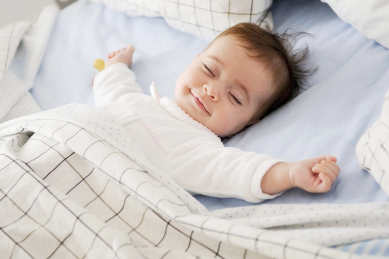 Tìm hiểu về các tư thế ngủ cho trẻ sơ sinh