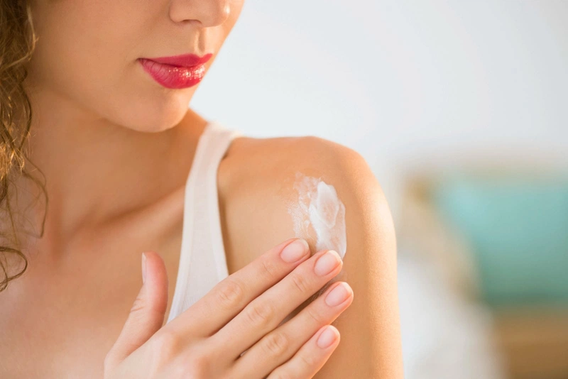 Tìm hiểu về sữa dưỡng thể Vaseline có chống nắng không?