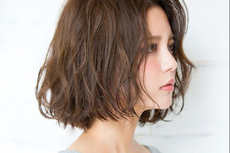 Gợi ý các kiểu tóc ăn cưới xinh xắn không kém phần sang trọng4