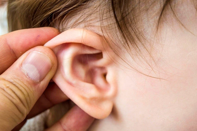 Tổng hợp 5 loại thuốc nhỏ tai viêm tai ngoài hiệu quả nhất hiện nay! 1