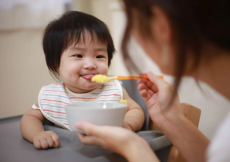 Tổng hợp 5 món cháo chuối cho bé ăn dặm giúp đổi vị tăng cân 2