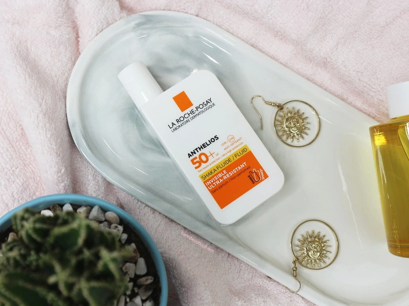 Tổng hợp review kem chống nắng La Roche Posay 1