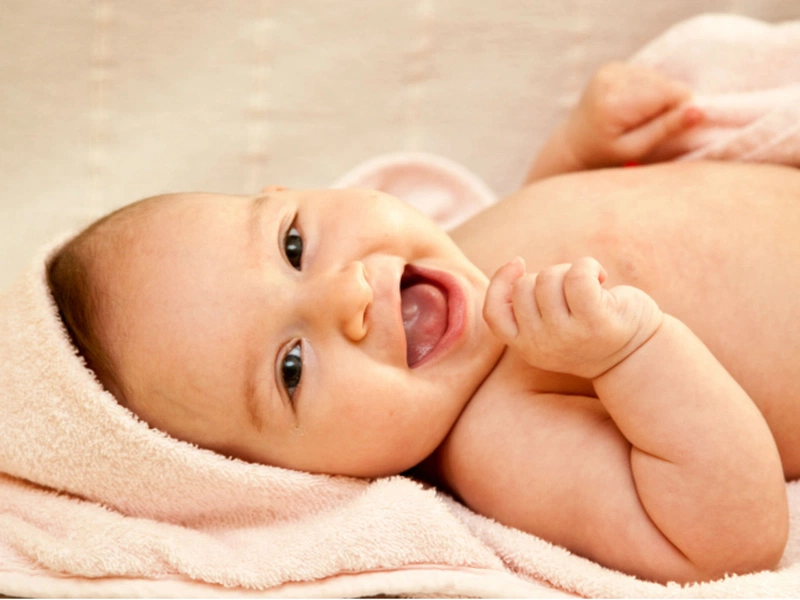 Top 5 gạc vệ sinh răng miệng phù hợp cho bé 1