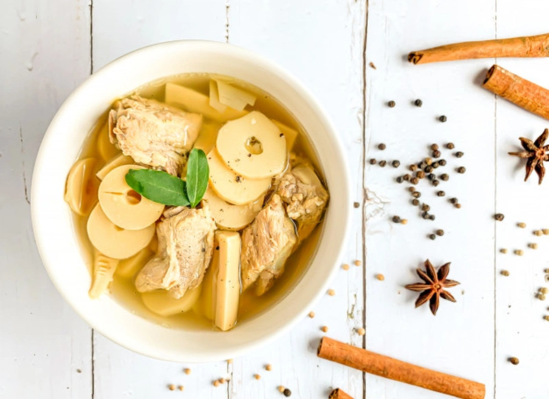 Măng là một trong những thực phẩm làm mất sữa