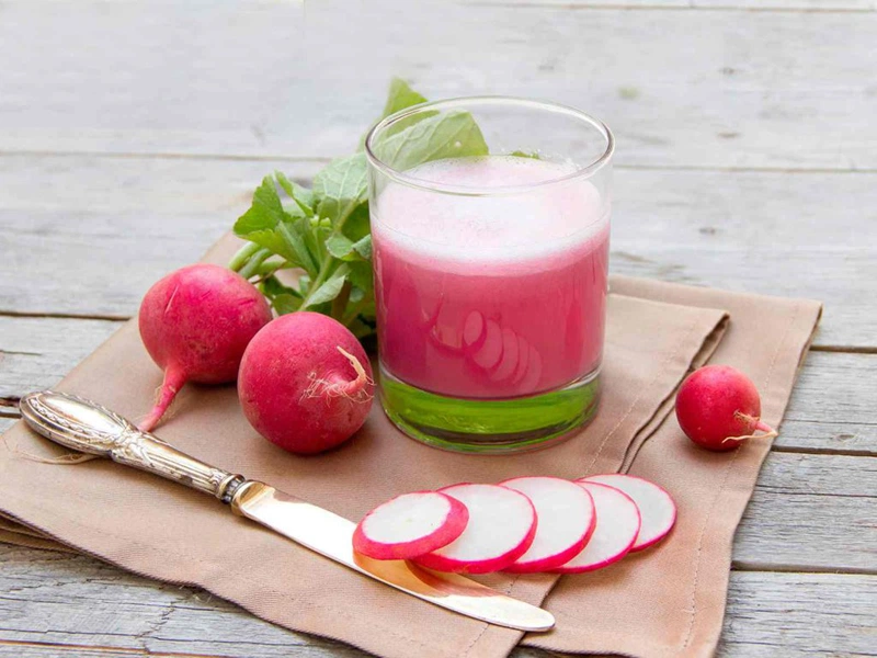 Nước ép củ cải điều trị u nang buồng trứng