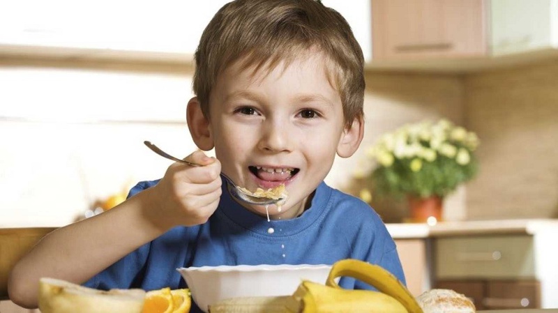 Một số lưu ý khi cho trẻ ăn yến sào