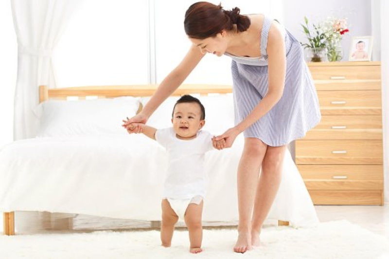 Trẻ chậm biết đi nên làm gì và những lưu ý cần quan tâm 3