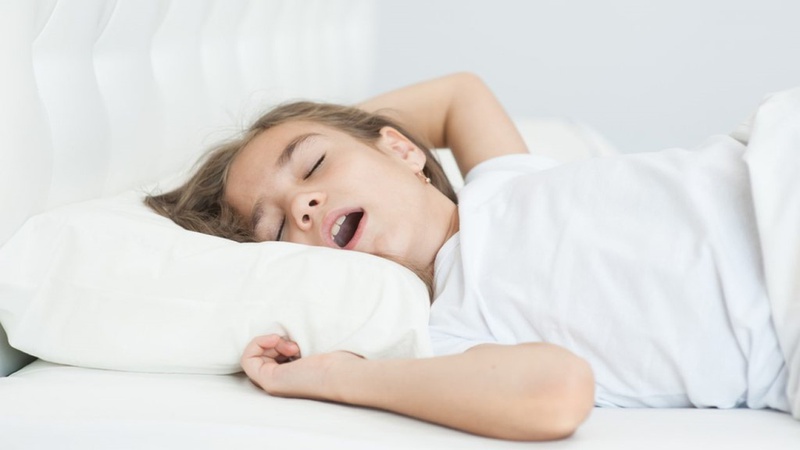 Trẻ ngủ ngáy không phải là một bệnh lý