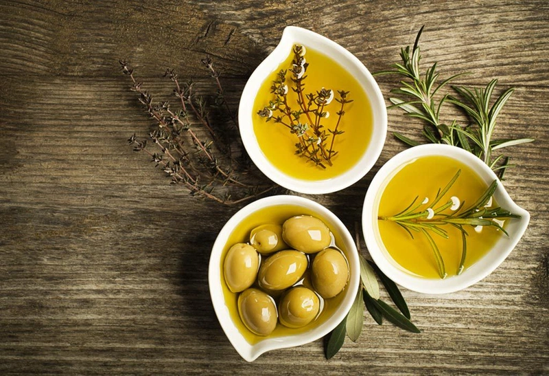 Trẻ sơ sinh bị nẻ má bôi gì nhanh khỏi 1