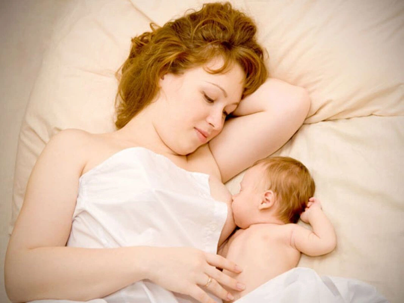 Trẻ sơ sinh cách mấy tiếng bú 1 lần2