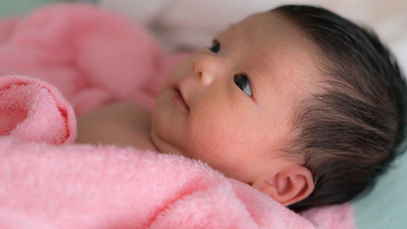 Nội soi tai mũi họng tuy rất hiệu quả và an toàn nhưng bộ phận tai mũi họng của trẻ sơ sinh lại còn rất non nớt.