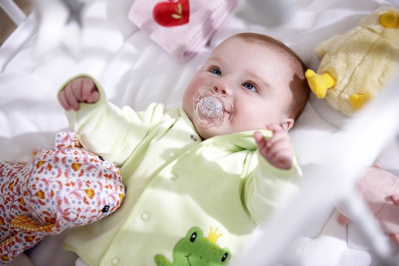 Trẻ sơ sinh khi nào được uống nước? 3