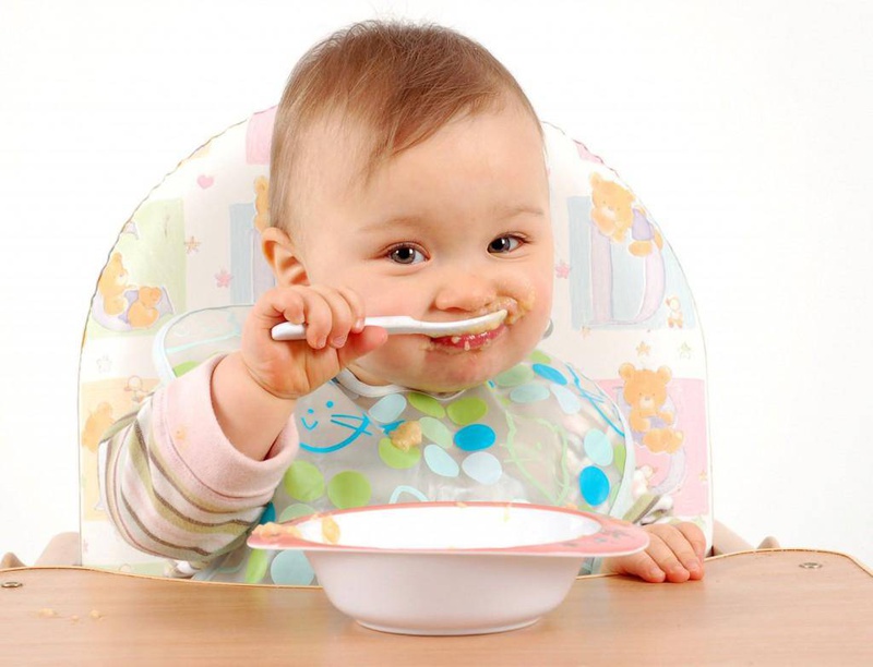 Trẻ sơ sinh ngày ị mấy lần là bình thường?2