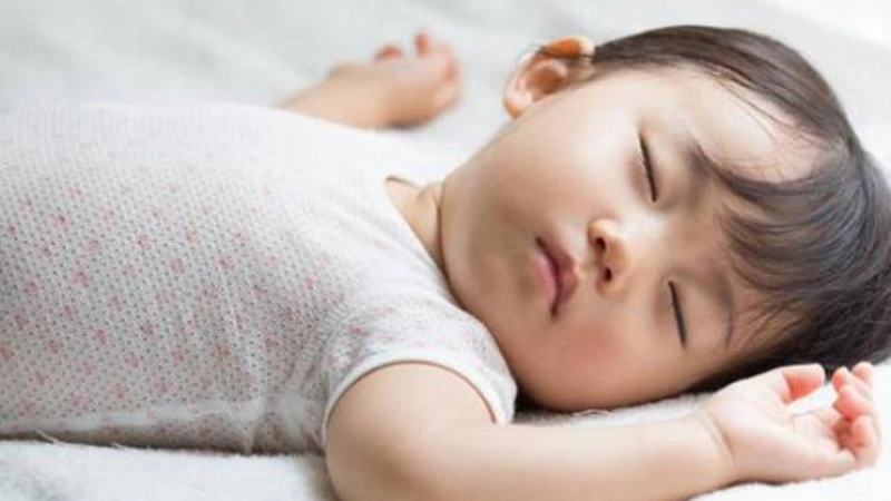Thời gian ngủ của trẻ từ 3 đến 6 tuổi nên dao động từ 10 đến 12 tiếng mỗi ngày