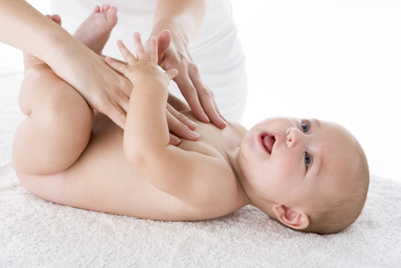 Trẻ sơ sinh xì hơi nhiều bị bệnh gì 1
