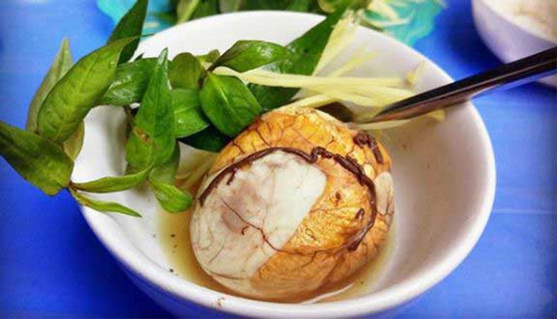 Hàm lượng dinh dưỡng trong trứng vịt lộn rất cao không nên ăn quá nhiều