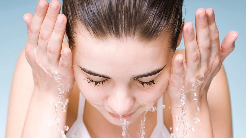 Sữa rửa mặt Centepil có mấy loại và phù hợp với loại da nào? 1