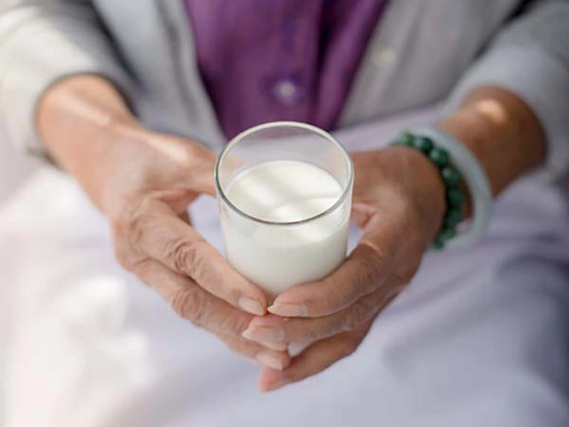 Nên lựa chọn loại sữa nào tốt nhất cho bệnh nhân ung thư