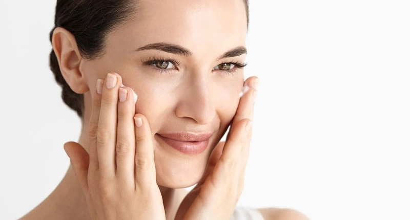 Tuyệt chiêu giảm lão hóa ở khóe miệng không cần “dao kéo” 2