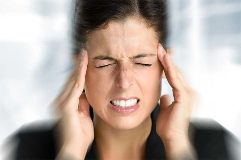 Ù tai trái và chóng mặt là dấu hiệu của bệnh gì 2