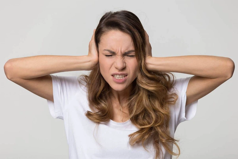 Bệnh ù tai trong và những thông tin mà bạn cần biết 2