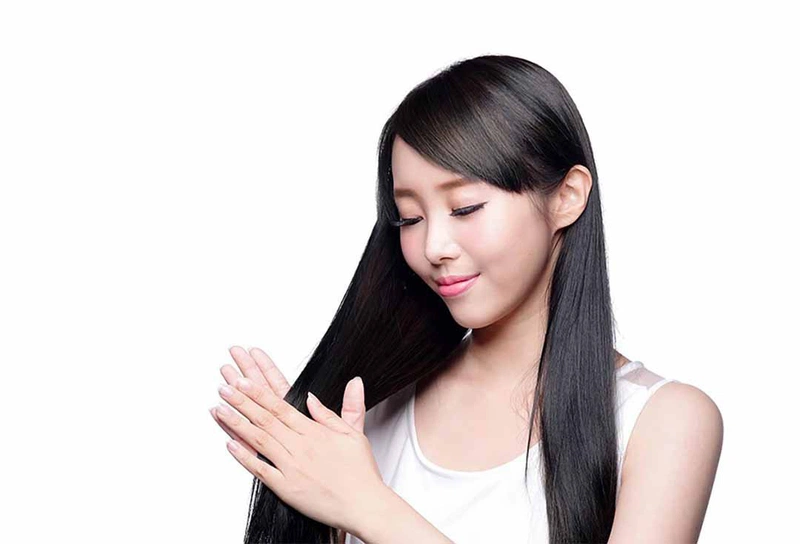 ủ tóc bằng nha đam 4