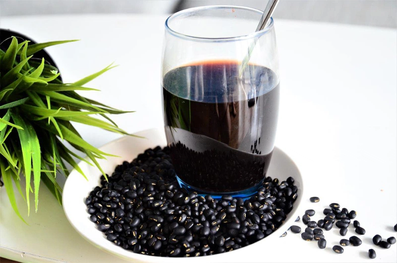 uống nước đậu đen thay nước lọc được không 3