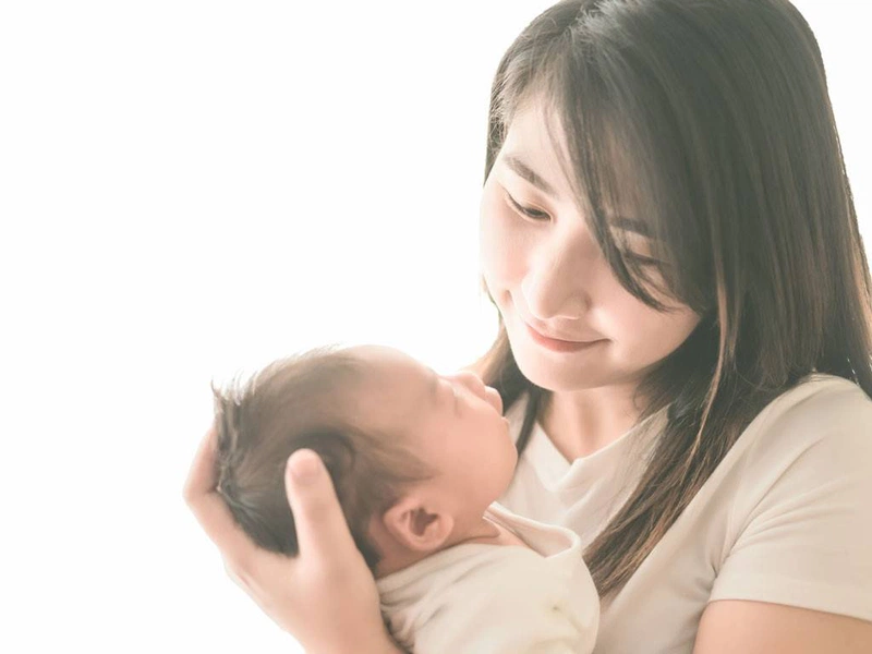 uống nước dừa đẩy sản dịch 2