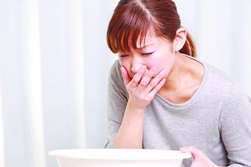 Bạn phải thông báo cho bác sĩ về bất kỳ tình trạng sẵn có nào có thể trở nên trầm trọng hơn do thuốc điều trị lao
