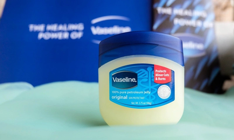 Tác hại khi dùng vaseline làm gel bôi trơn