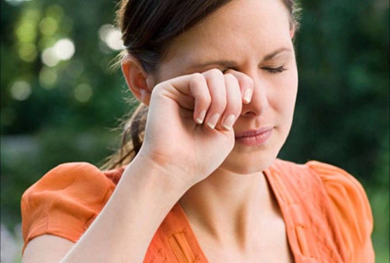Hướng dẫn vệ sinh mắt khi bị đau mắt đỏ theo lời khuyên bác sĩ 1