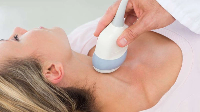 Vết mổ bướu cổ bao lâu mới lành 2