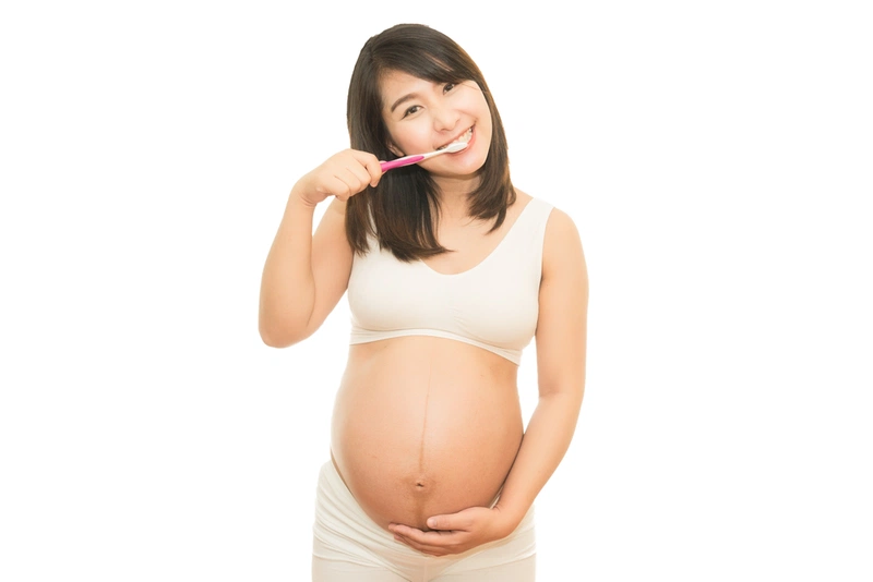 Vì sao mẹ bầu thường cảm thấy đắng miệng 3