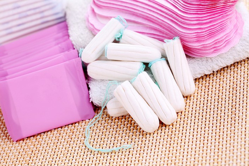 Vì sao nên dùng cốc nguyệt san thay cho băng vệ sinh và tampon 1