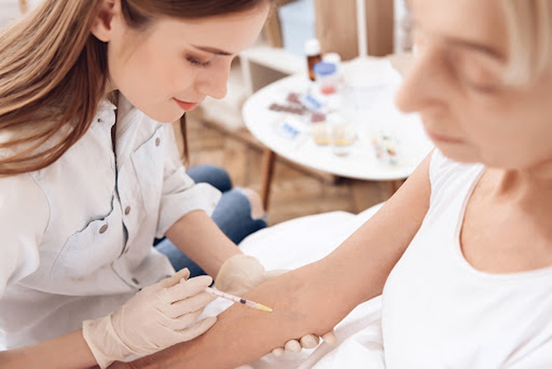 Bạn cần tiêm phòng cúm trước khi mùa cúm bắt đầu để ngăn ngừa nguy cơ mắc bệnh