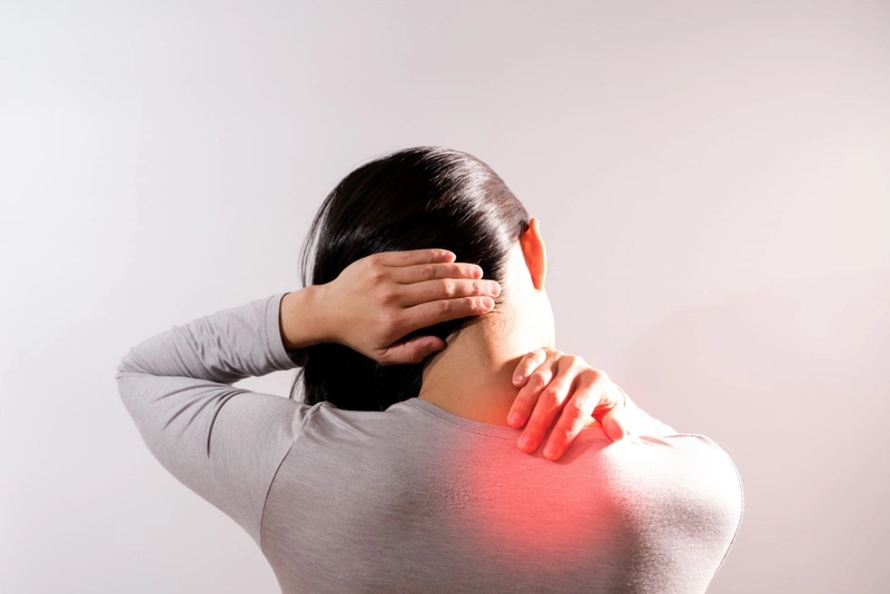 Vị trí huyệt Kiên Ngung và ứng dụng trong trị liệu3