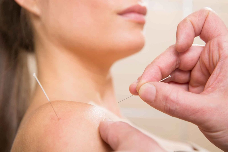 Vị trí huyệt Trung Phủ ở đâu?4
